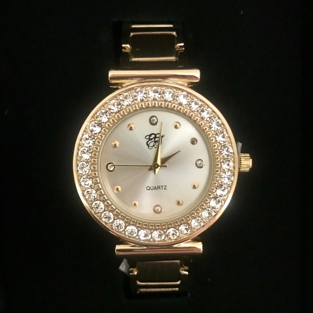 NEW Elizabeth Arden White Diamonds 💎 Round Watch⏰